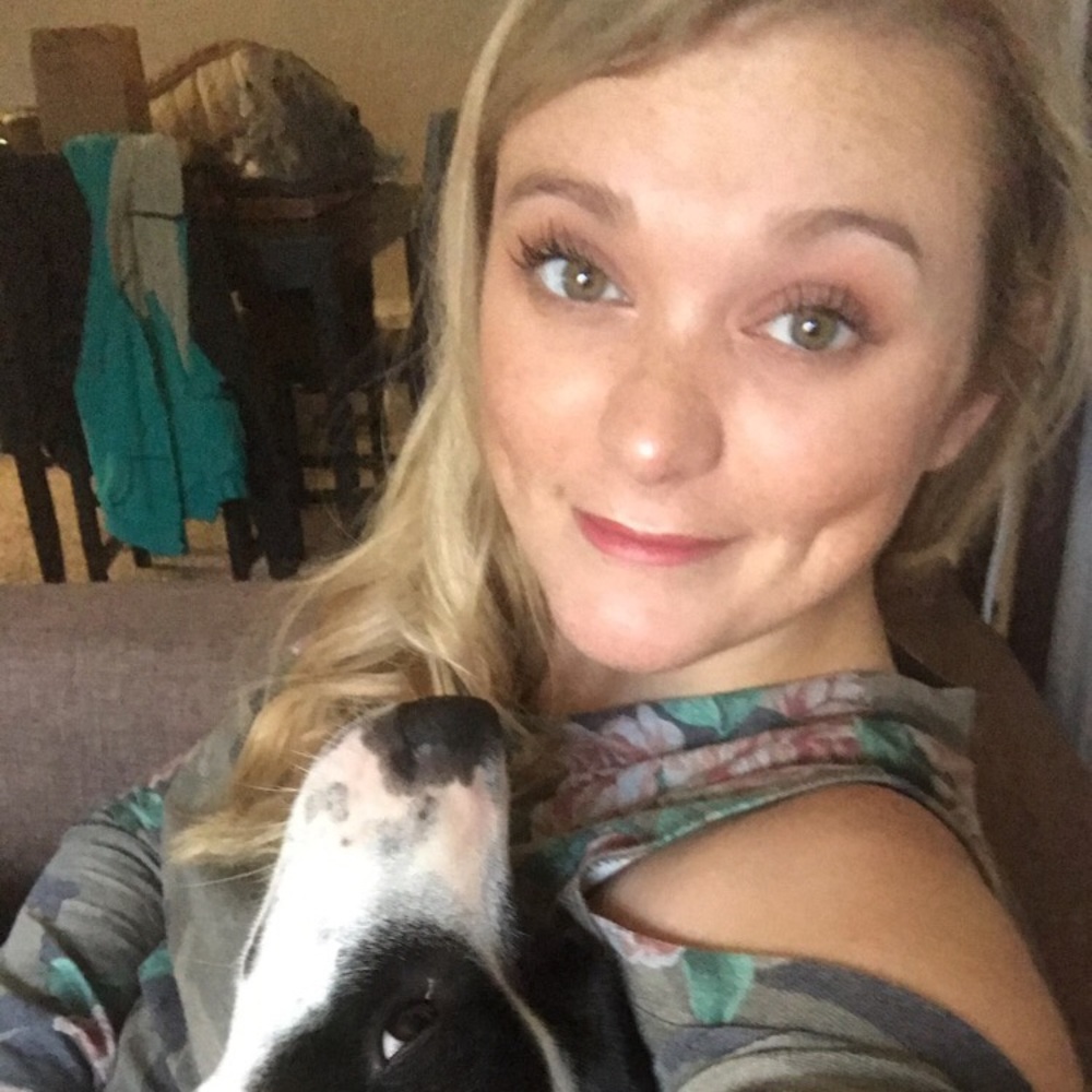 Meet your Posher, Amelia